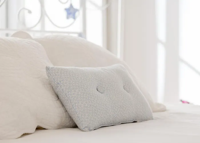 شقة Spacious, Bright And Sunny Apartment, By Timecooler