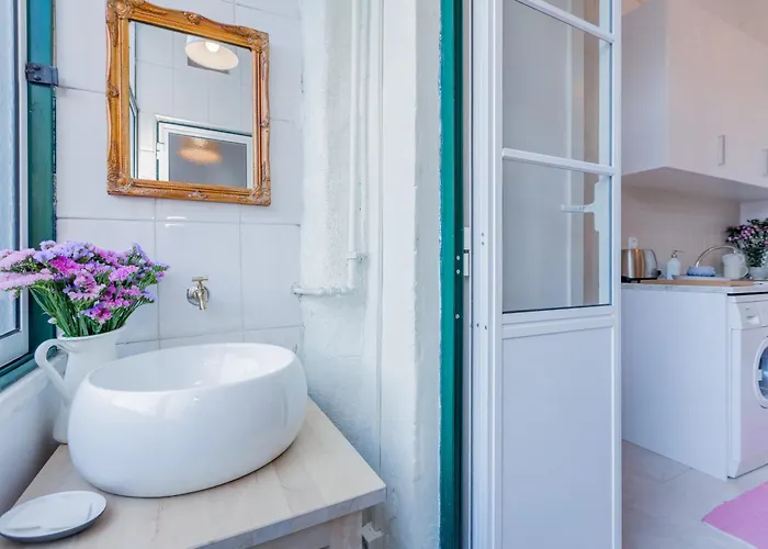 شقة Spacious, Bright And Sunny Apartment, By Timecooler Lisboa