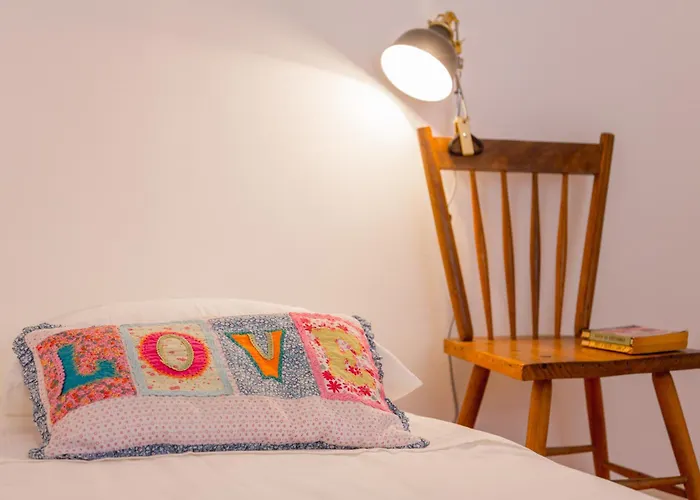 شقة Spacious, Bright And Sunny Apartment, By Timecooler