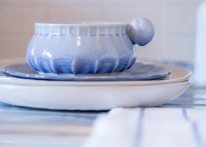 Spacious, Bright And Sunny Apartment, By Timecooler