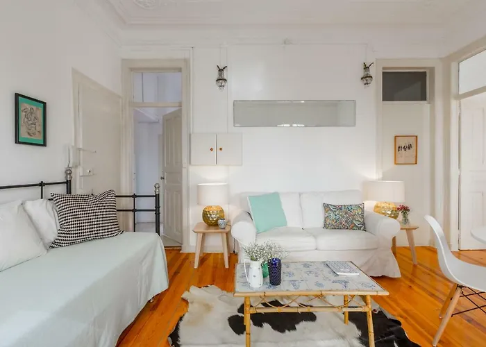 Spacious, Bright And Sunny Apartment, By Timecooler *