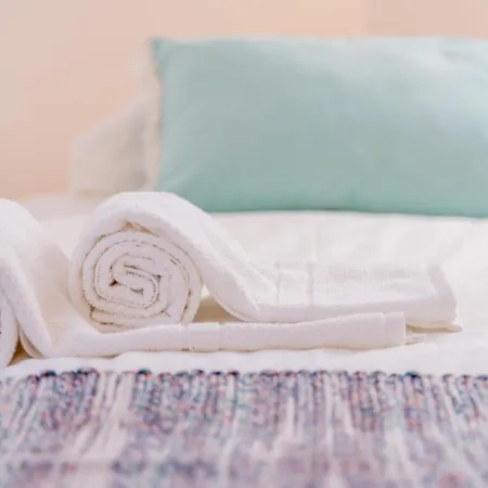 Διαμέρισμα Spacious, Bright And Sunny Apartment, By Timecooler *